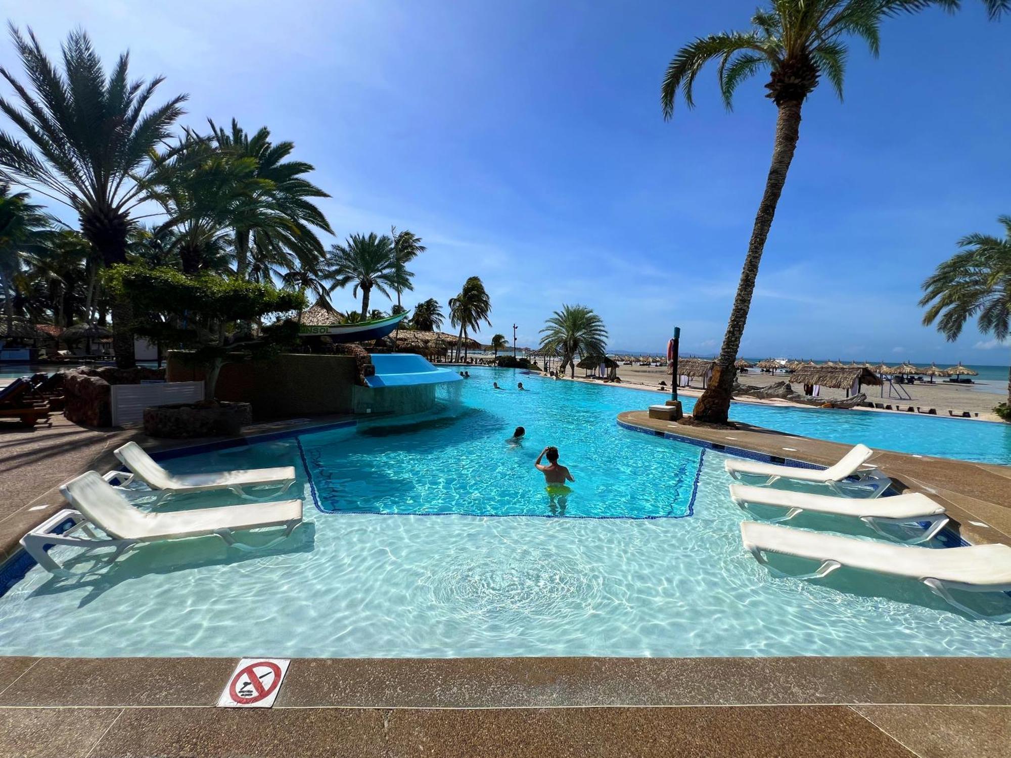 Sunsol Punta Blanca Hotel San Pedro de Coche Exterior foto
